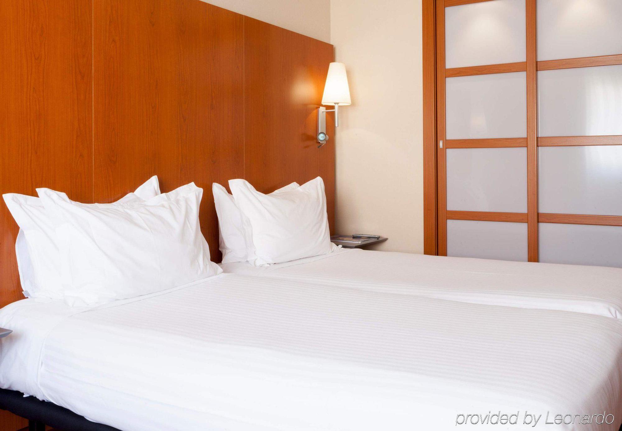 Ac Hotel Tarragona By Marriott Экстерьер фото